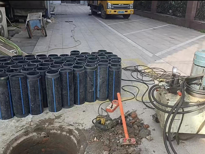 武义PE置换管厂家 DN315置换管 非开挖管短管置换